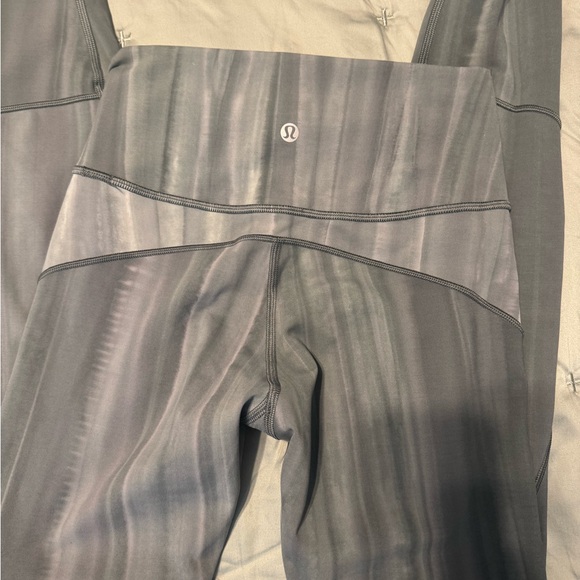 Lululemon In Movement Legging - Picture 2 of 2